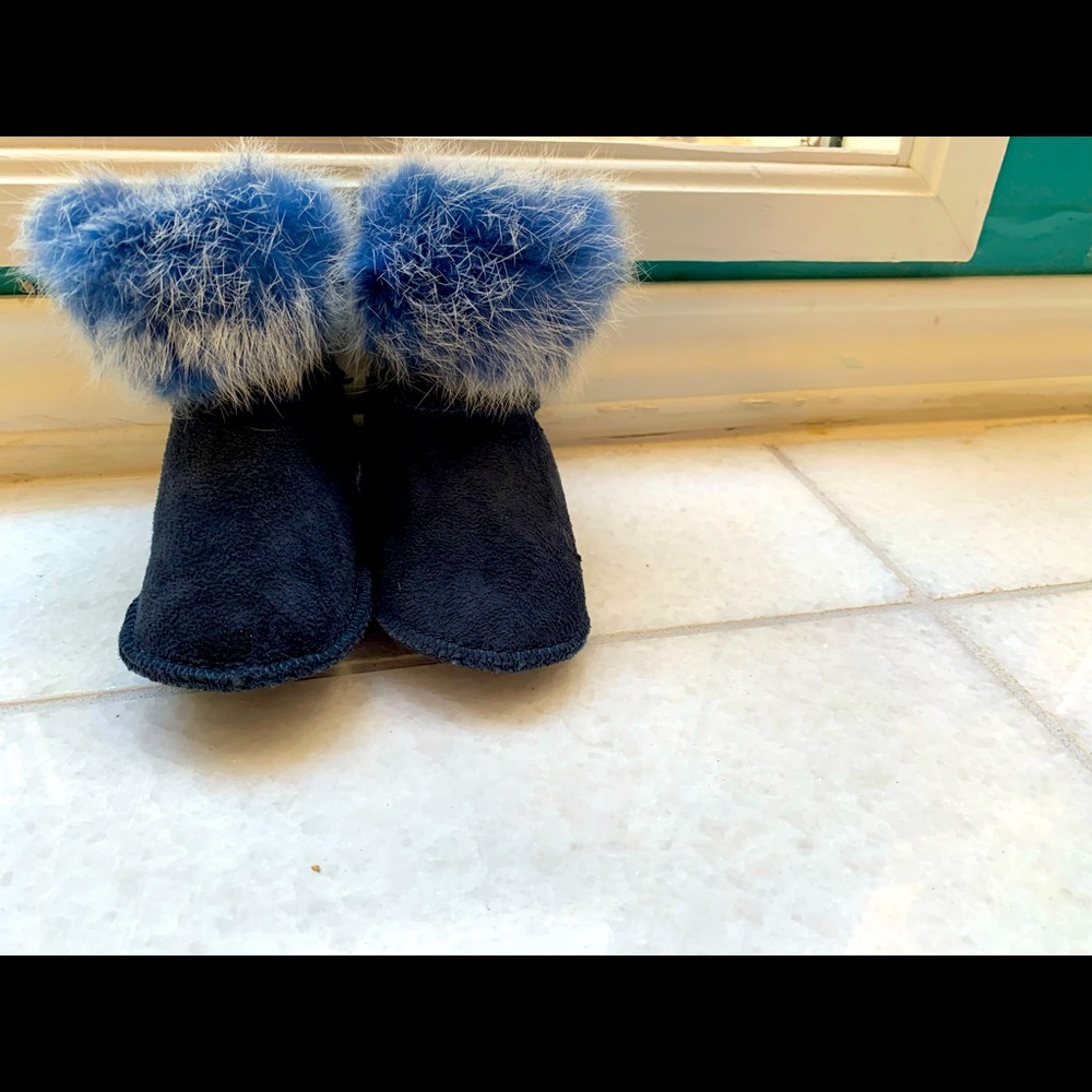 Ugg Navy baby booties Sz small